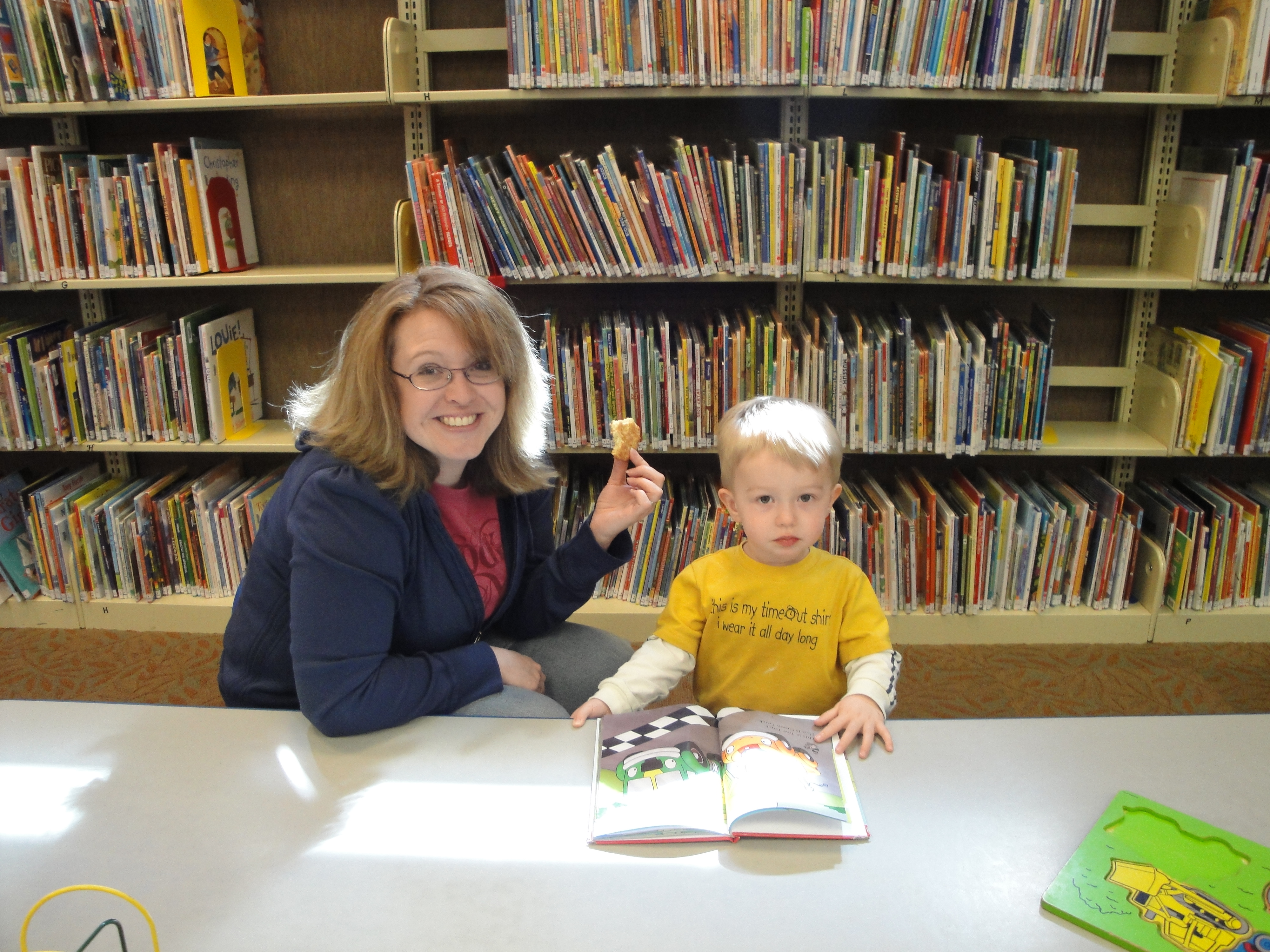 image of woman and child in the library